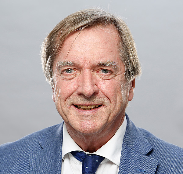 Dr. med. Klett, Markus