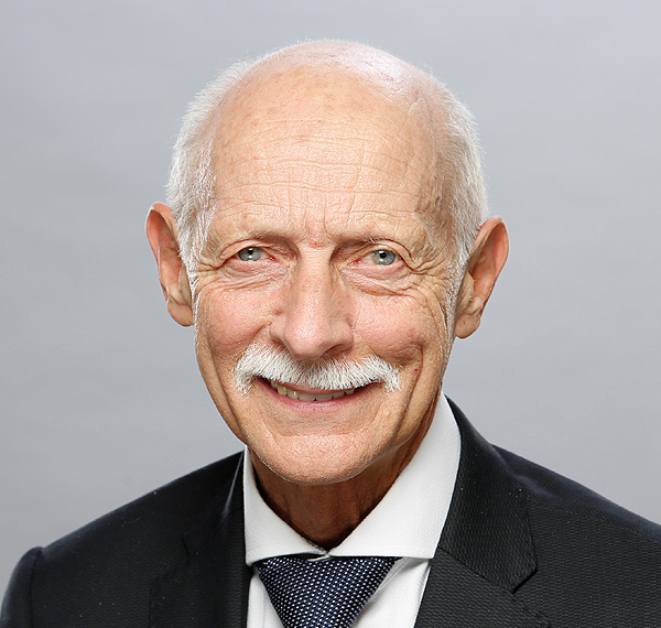 Dr. med. Stiasny, Rolf