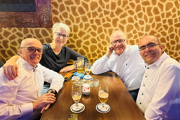 Vorstandsquartett die ehemaligen KV-Chefs Dr. Norbert Metke und Dr. Johannes Fechner und Ihre Nachfolger Dr. Doris Reinhardt und Dr. Karsten Braun