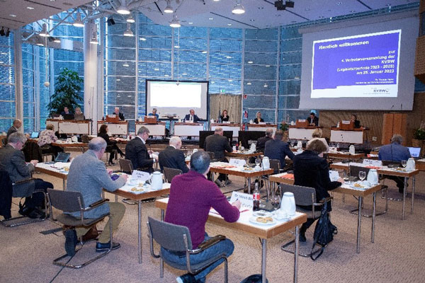 Einblick in eine Vertreterversammlung der KVBW Einblick in eine Vertreterversammlung der KVBW
